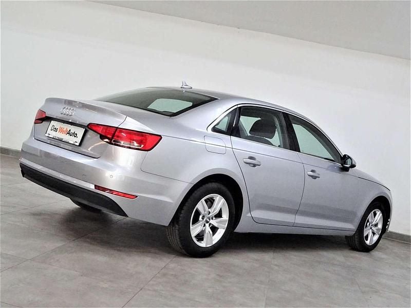 Gebraucht Audi A4 Design 150 PS (110 kW) 2016 Silber Limousine