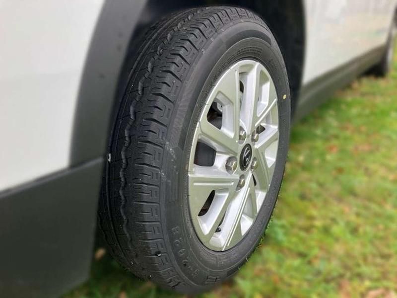 Gebraucht Maxus eDeliver 3 89 kW (122 PS) 2023 Weiß Van