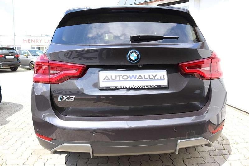 Gebraucht BMW iX3 210 kW (286 PS) 2021 Grau SUV