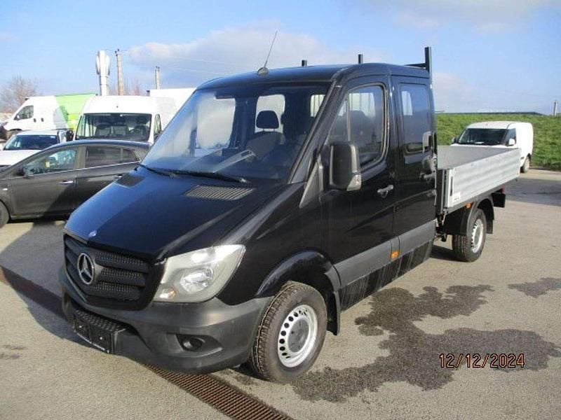 Schwarz Gebraucht 2014 Mercedes Sprinter Van | € 15.800 (Fairer Preis) - Bild 1/4