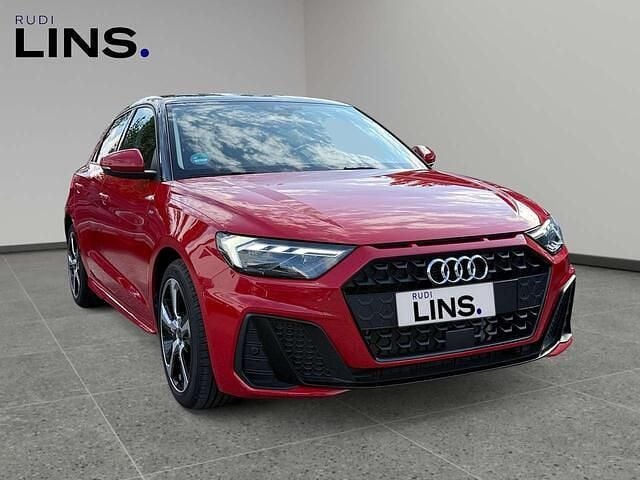 Gebraucht Audi A1 S-Line 95 PS (69 kW) 2024 Rot Kleinwagen