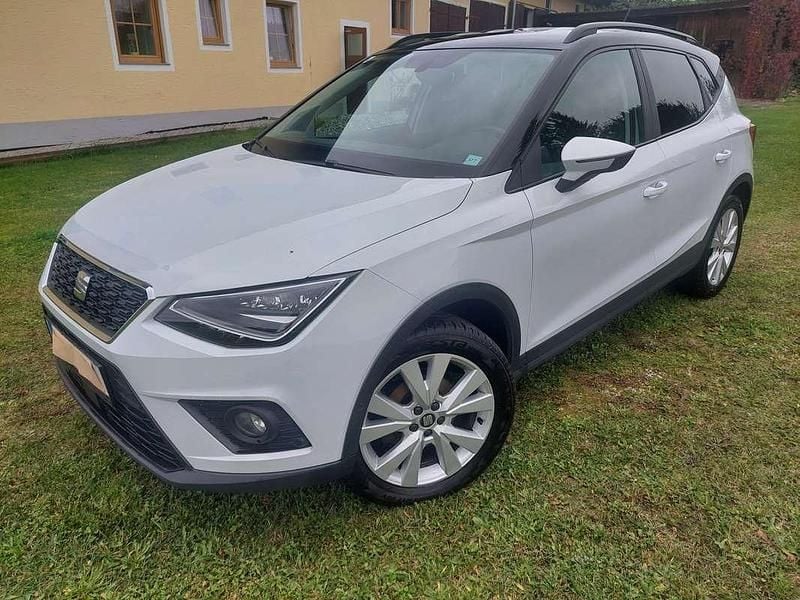 Weiß Gebraucht 2019 Seat Arona XCELLENCE SUV | € 14.500 (Fairer Preis) - Bild 1/4