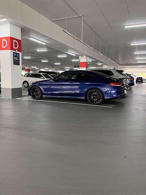 Gebraucht Mercedes C220 170 PS (125 kW) 2016 Blau Coupé