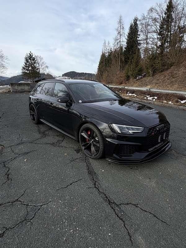 Gebraucht Audi RS4 Performance 450 PS (330 kW) 2018 Kombi