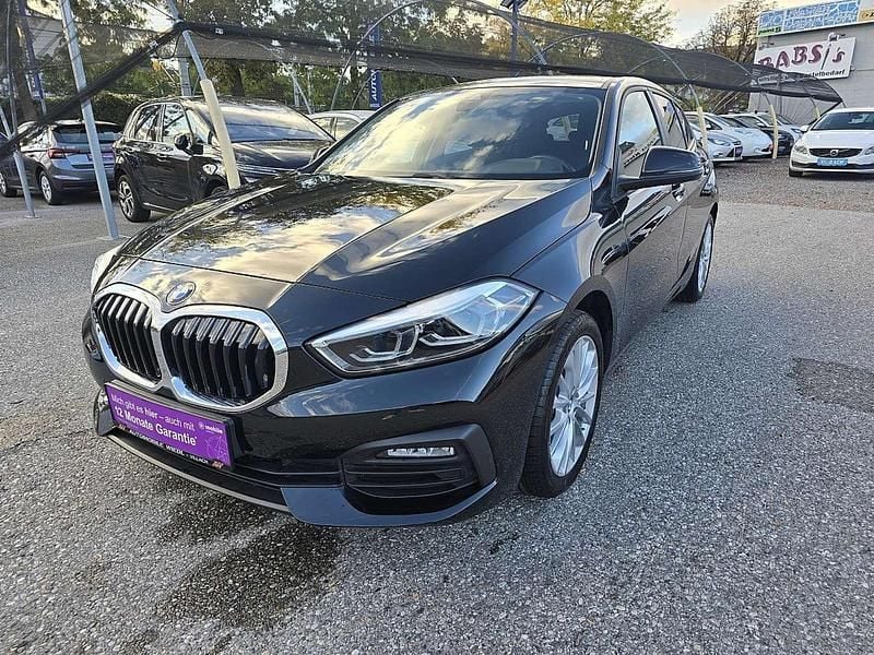 Schwarz Gebraucht 2022 BMW 120 Performance Kleinwagen | € 29.990 (Fairer Preis) - Bild 1/4