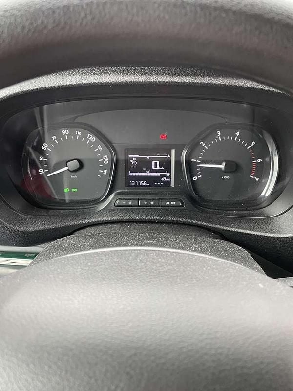 Gebraucht Peugeot Expert 120 PS (88 kW) 2020 Braun Van