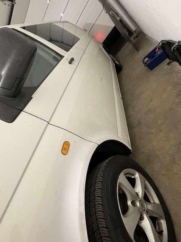 Gebraucht VW T5 102 PS (75 kW) 2007 Weiß Van