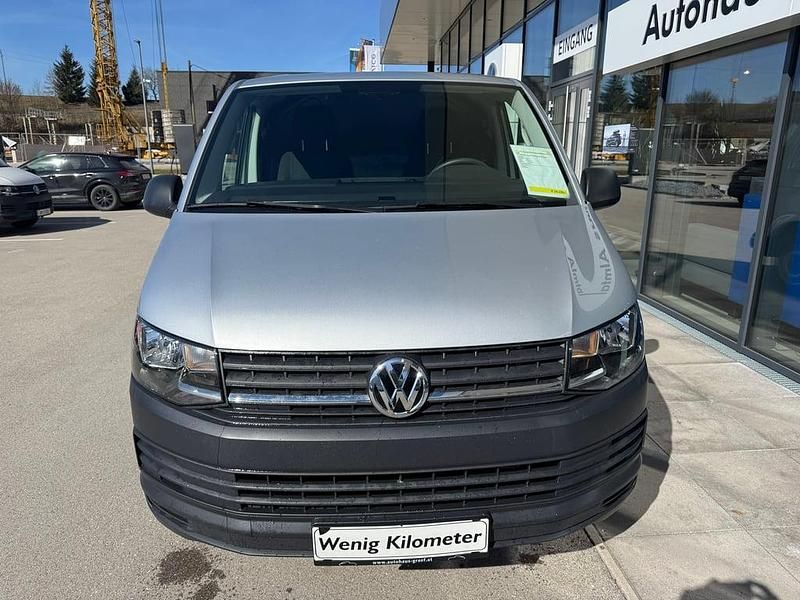 Gebraucht VW T6 150 PS (110 kW) 2019 Silber  metallic Van