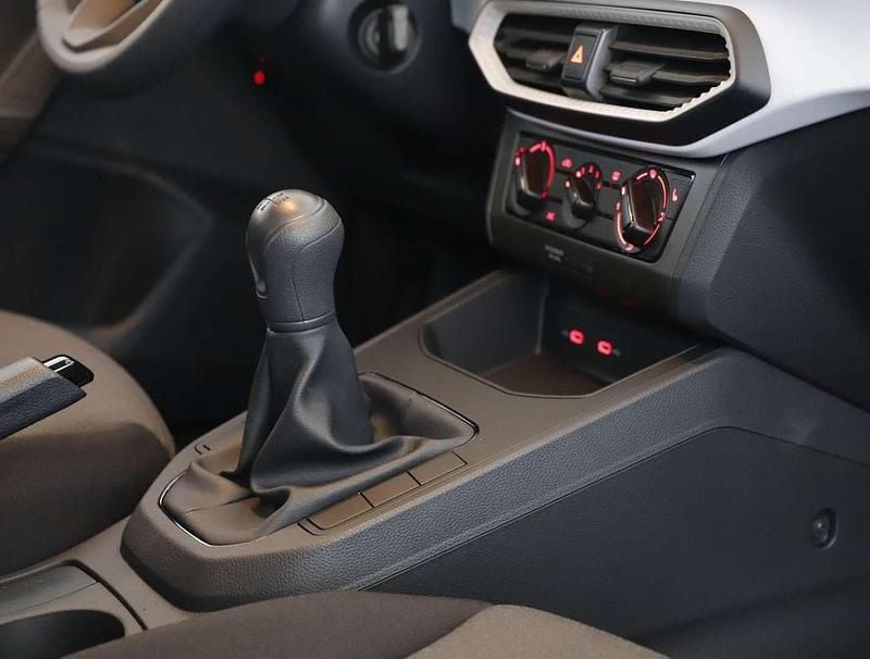 Gebraucht Seat Ibiza Reference 80 PS (58 kW) 2025 Rot Limousine