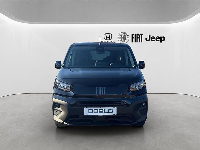 Neu Fiat Doblò 131 PS (96 kW) 2025 Schwarz Van / Kleinbus