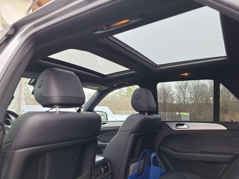 Gebraucht Mercedes GLE350 AMG line 258 PS (189 kW) 2018 Grau SUV