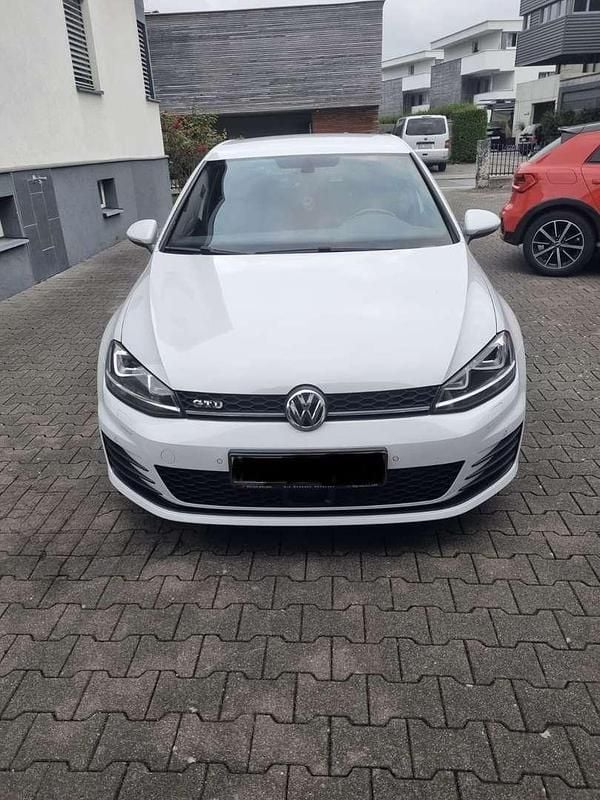 Gebraucht VW Golf VII GTD 184 PS (135 kW) 2017 Weiß Limousine