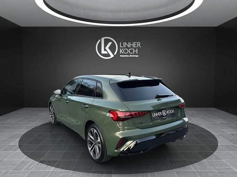 Gebraucht Audi A3 S-Line 272 PS (200 kW) 2025 Mittelgrün metallic