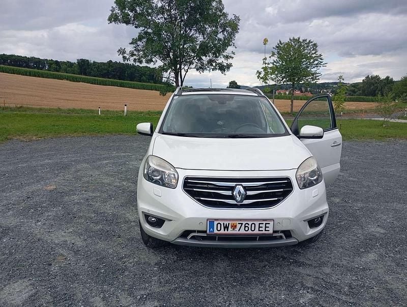 Weiß Gebraucht 2012 Renault Koleos Bose Edition SUV | € 4.200 (Fairer Preis) - Bild 1/4