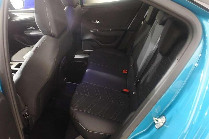 Neu Opel Mokka 131 PS (96 kW) 2025 Grün SUV