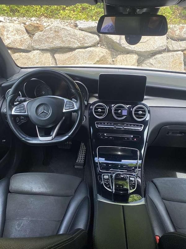 Gebraucht Mercedes GLC220 AMG line 170 PS (125 kW) 2016 SUV