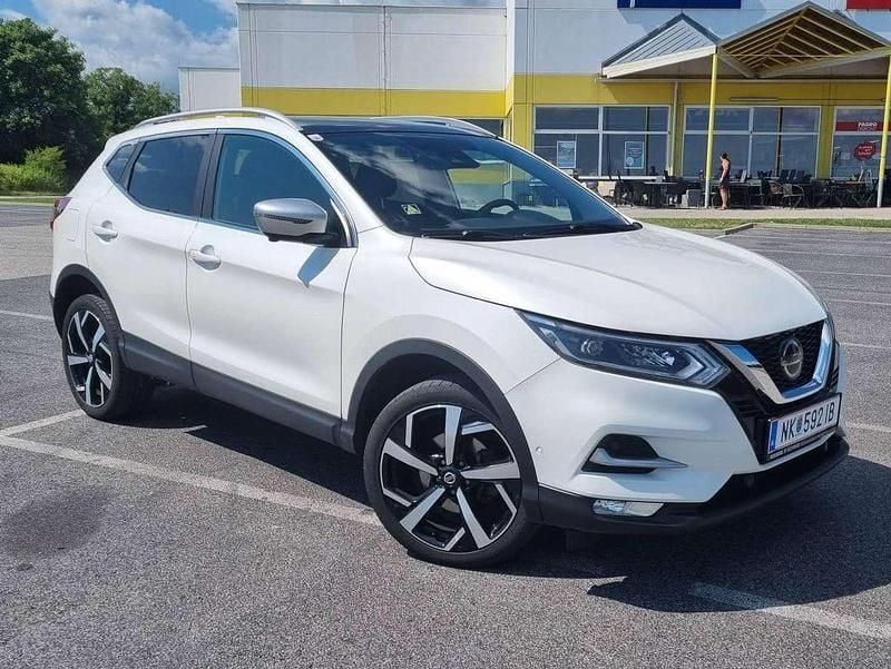 Weiß Gebraucht 2019 Nissan Qashqai Tekna+ SUV | € 18.980 (Fairer Preis) - Bild 1/4