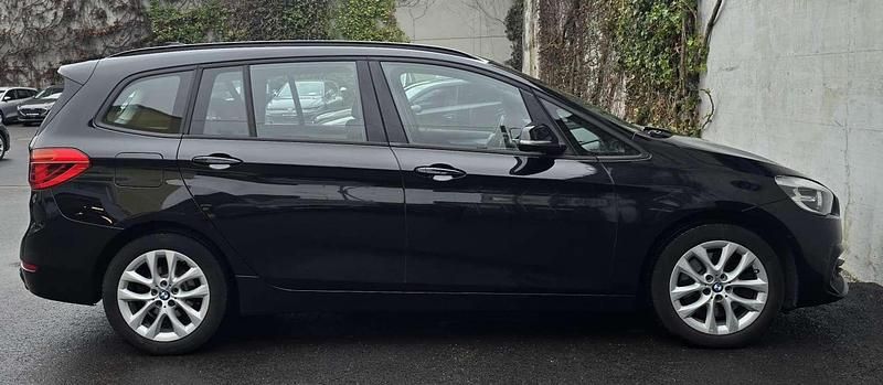 Gebraucht BMW 218 Advantage 150 PS (110 kW) 2018 Schwarz Van / Kleinbus