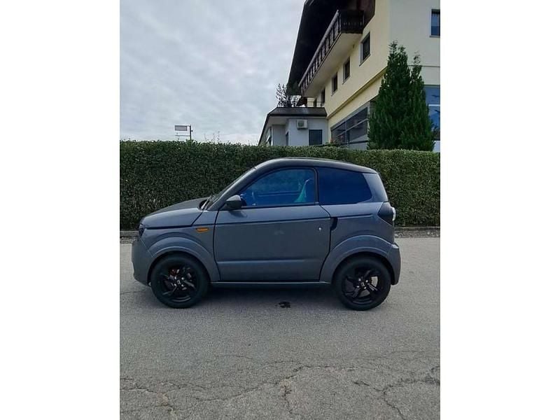 Neu Ligier Myli 2025 Grau Kleinwagen