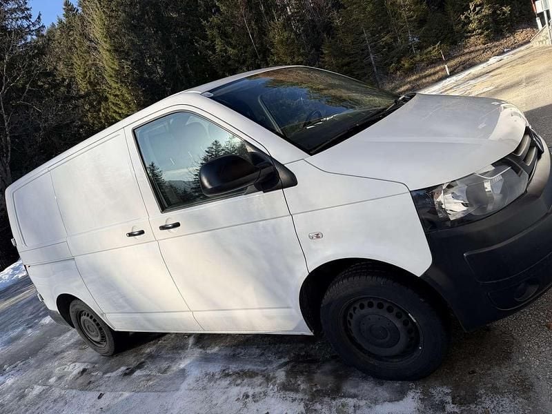 Gebraucht VW T5 102 PS (75 kW) 2014 Weiß Van