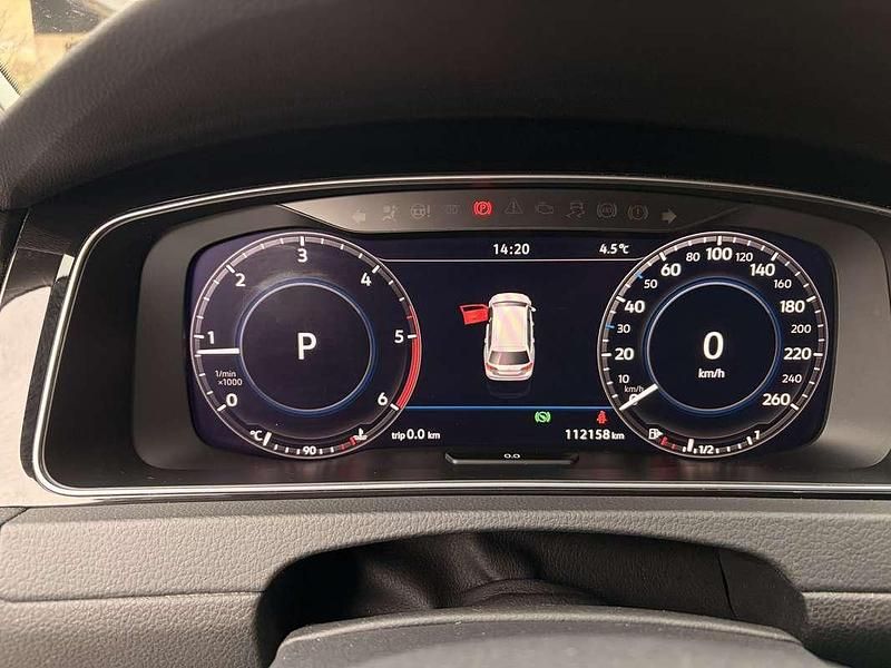 Gebraucht VW Golf VII Highline 150 PS (110 kW) 2018 Weiß Kombi