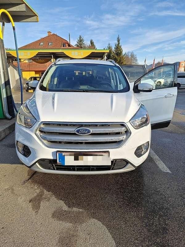 Gebraucht Ford Kuga Trend 120 PS (88 kW) 2017 SUV