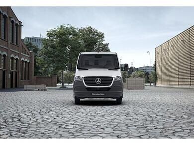 Gebraucht Mercedes Sprinter 170 PS (125 kW) 2024 Arktikweiß Van