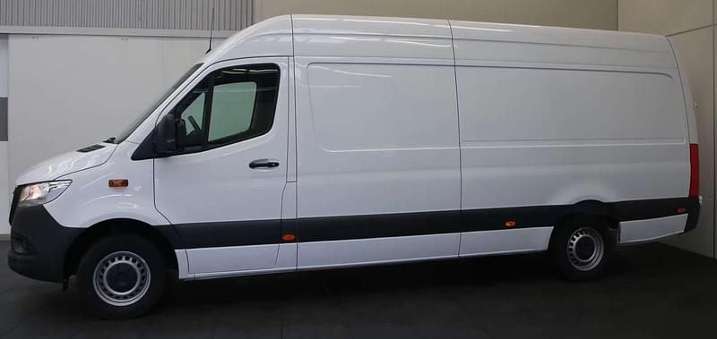 Gebraucht Mercedes Sprinter 150 PS (110 kW) 2023 Van