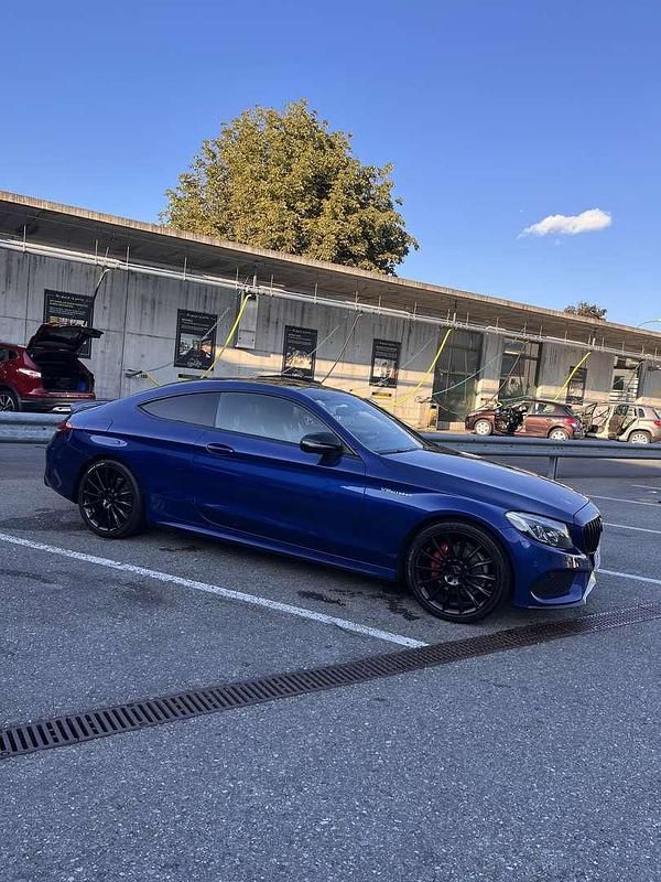 Gebraucht Mercedes C220 170 PS (125 kW) 2016 Blau Coupé
