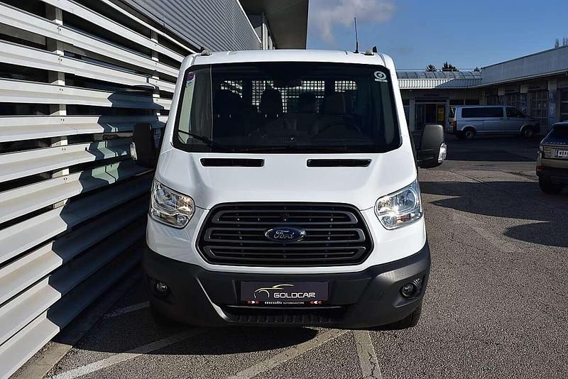 Gebraucht Ford Transit Trend 131 PS (96 kW) 2019 Weiß Van