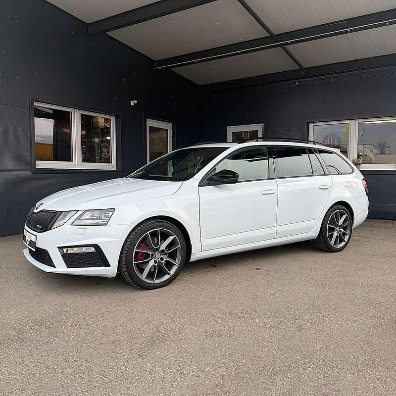 Gebraucht Skoda Octavia RS 184 PS (135 kW) 2017 Weiß Kombi