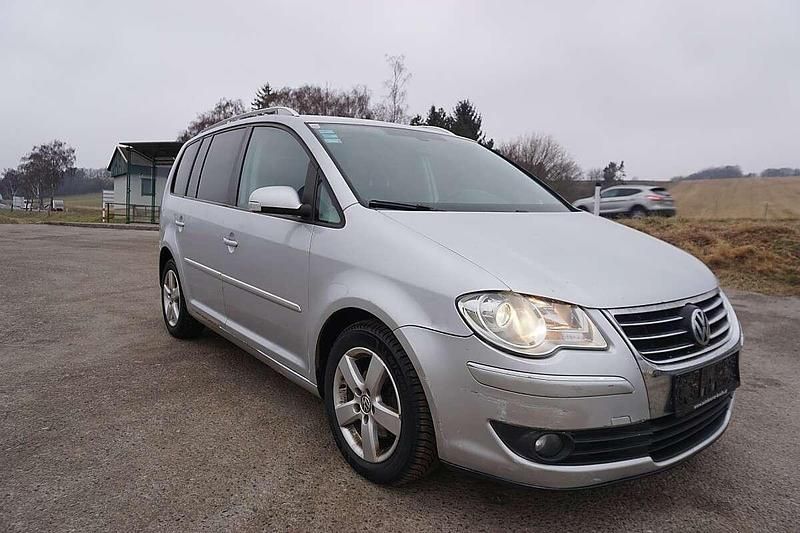 Gebraucht VW Touran Trendline 140 PS (102 kW) 2007 Grau Van / Kleinbus