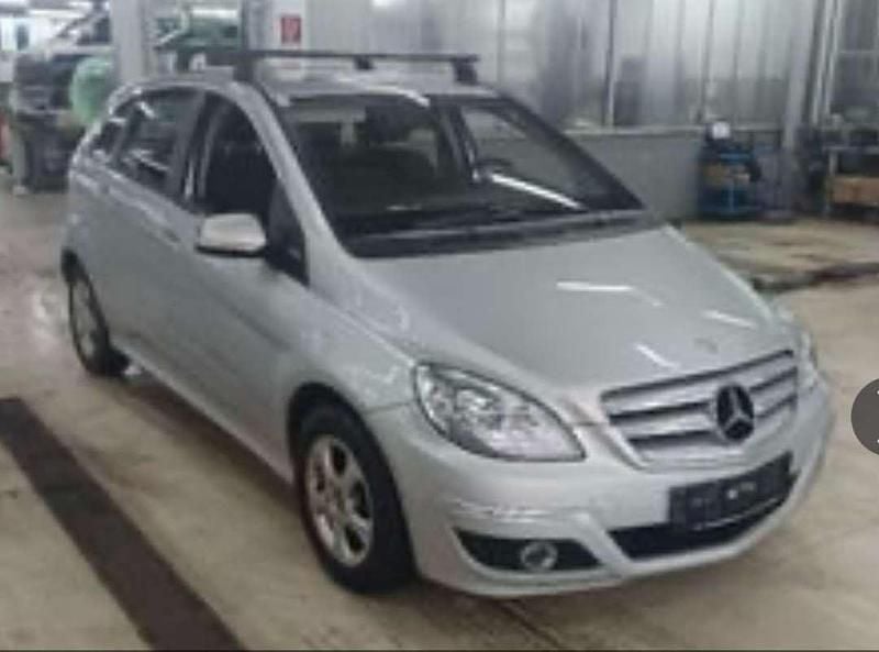 Gebraucht Mercedes B170 116 PS (85 kW) 2009 Van / Kleinbus