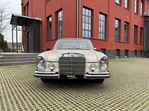 Gebraucht Mercedes 280 200 PS (147 kW) 1971 Weiß Limousine