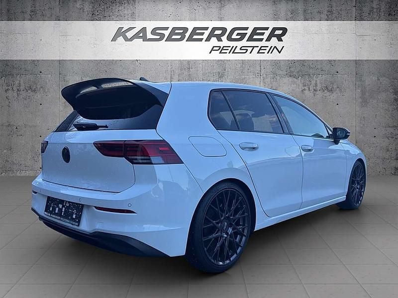 Gebraucht VW Golf VIII R 110 PS (80 kW) 2023 Weiß Limousine
