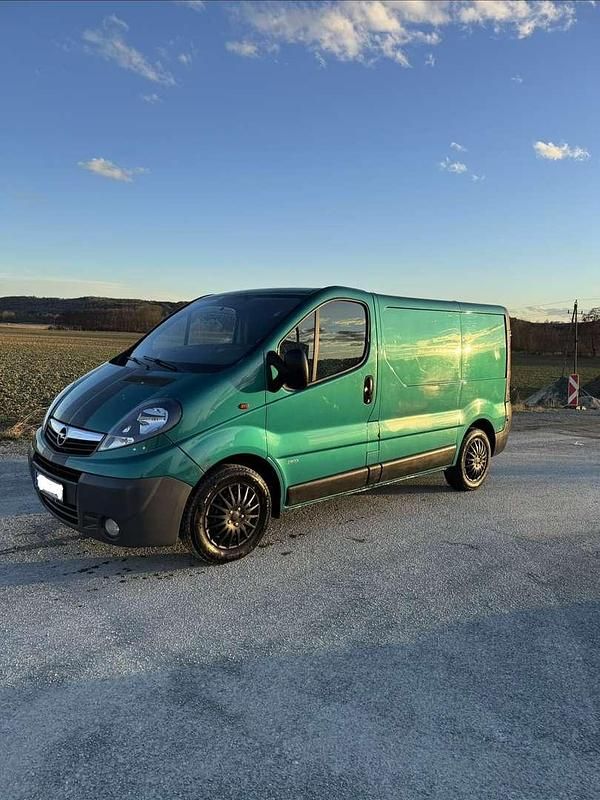 Gebraucht Opel Vivaro 114 PS (83 kW) 2008 Van / Kleinbus