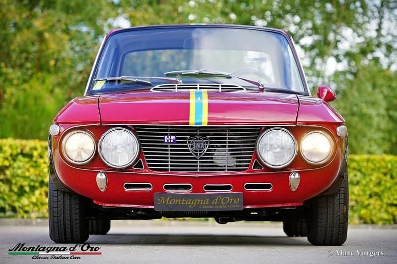 Rot Gebraucht 1971 Lancia Fulvia Coupé | € 99.950 - Bild 1/4