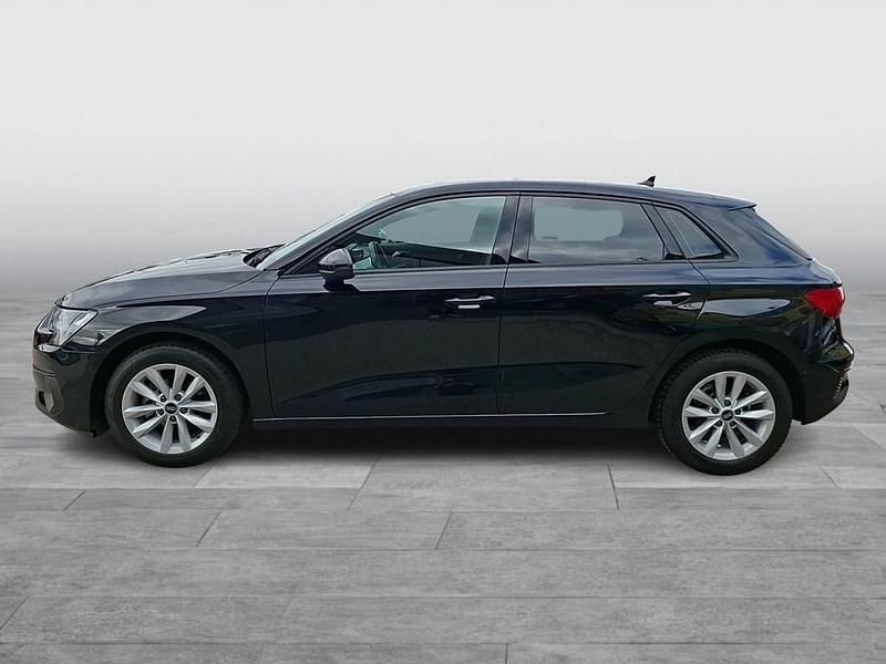 Gebraucht Audi A3 110 PS (80 kW) 2023 Schwarz  metallic Limousine