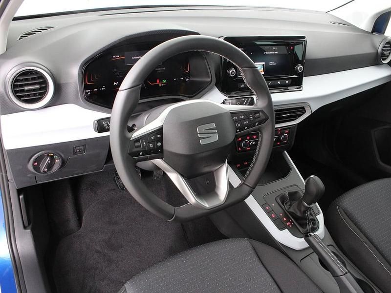 Neu Seat Arona Style 115 PS (84 kW) 2026 Hellblau  metallic SUV