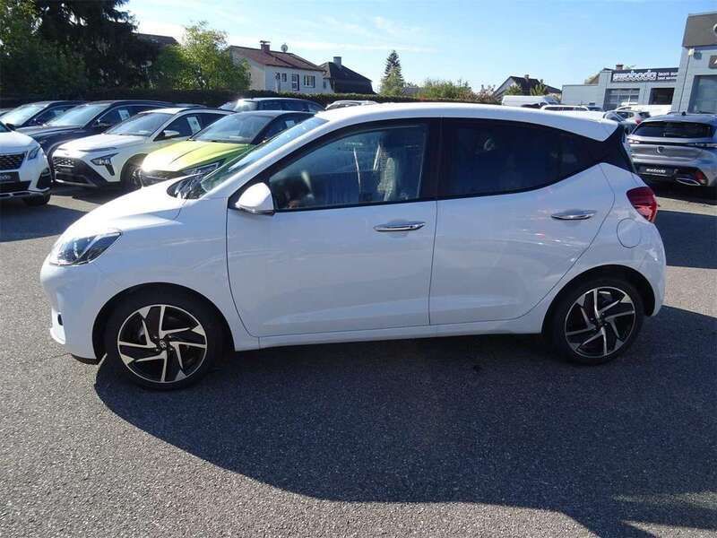 Gebraucht Hyundai i10 Trend 84 PS (61 kW) 2023 Atlas white  weiß Kleinwagen
