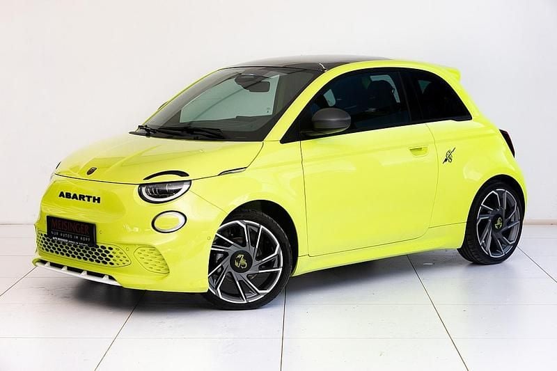 Grün Neu 2025 Abarth 500e Scorpionissima Kleinwagen | € 43.000 - Bild 1/4