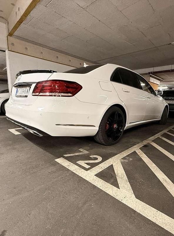 Gebraucht Mercedes E350 Avantgarde 252 PS (185 kW) 2013 Kombi