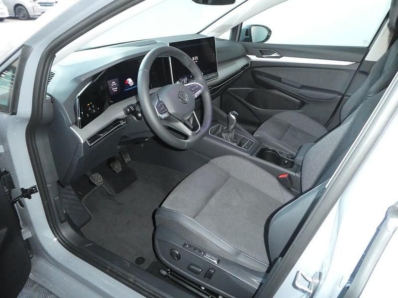 Neu VW Golf VIII 115 PS (84 kW) 2026 Mittelgrau  normal