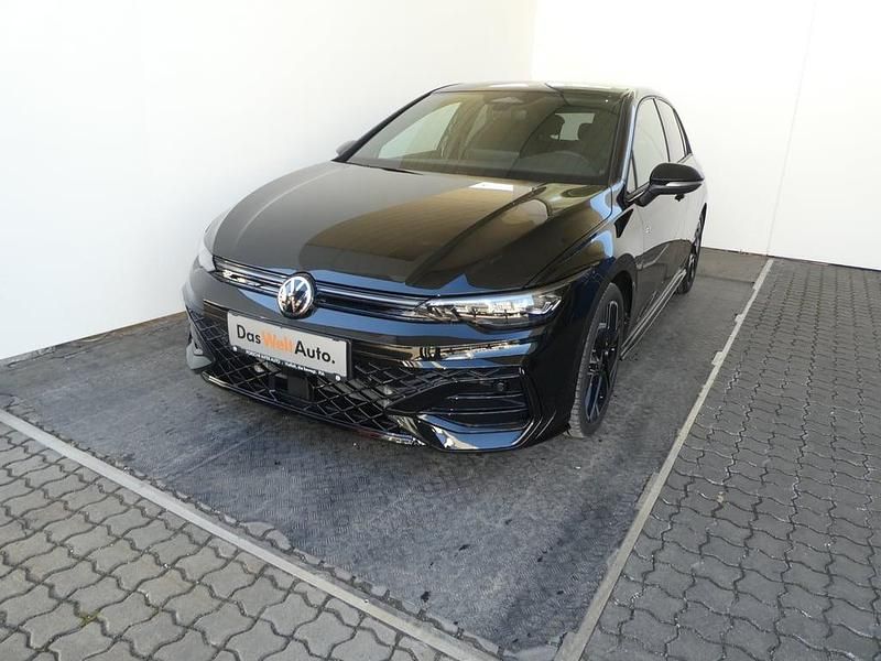 Gebraucht VW Golf VIII Sport 115 PS (84 kW) 2026 Schwarz  metallic Limousine