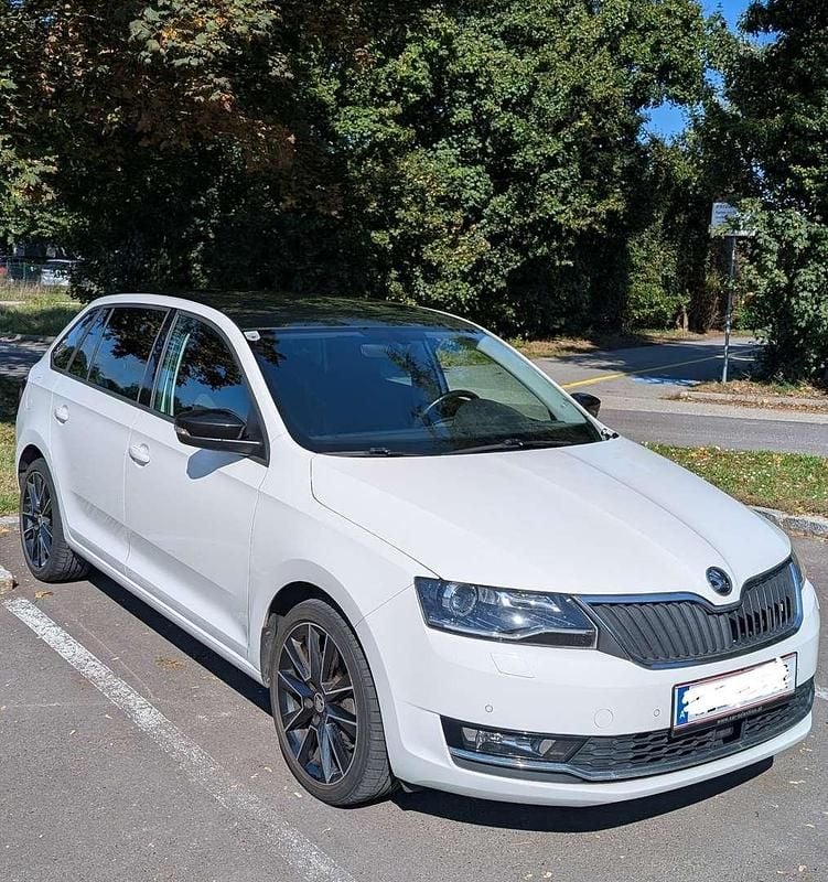 Weiß Gebraucht 2017 Skoda Rapid Sport Kombi | € 11.990 (Fairer Preis) - Bild 1/4