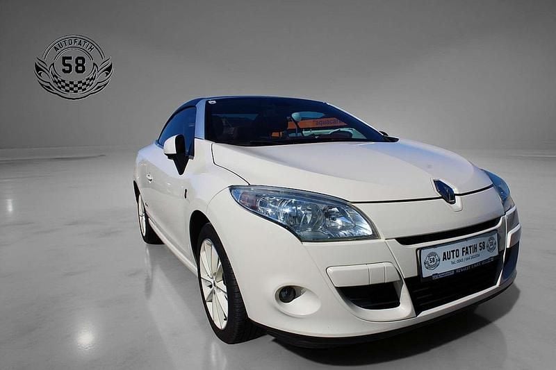 Beige Gebraucht 2011 Renault Mégane Cabriolet Floride Cabrio | € 8.490 - Bild 1/4