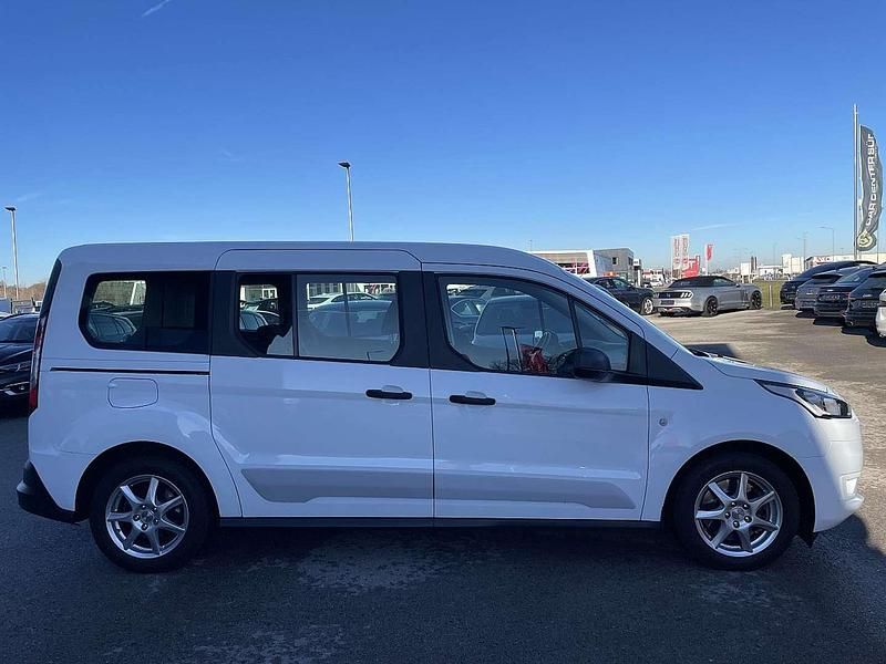 Gebraucht Ford Tourneo Trend 101 PS (74 kW) 2020 Weiß Kombi