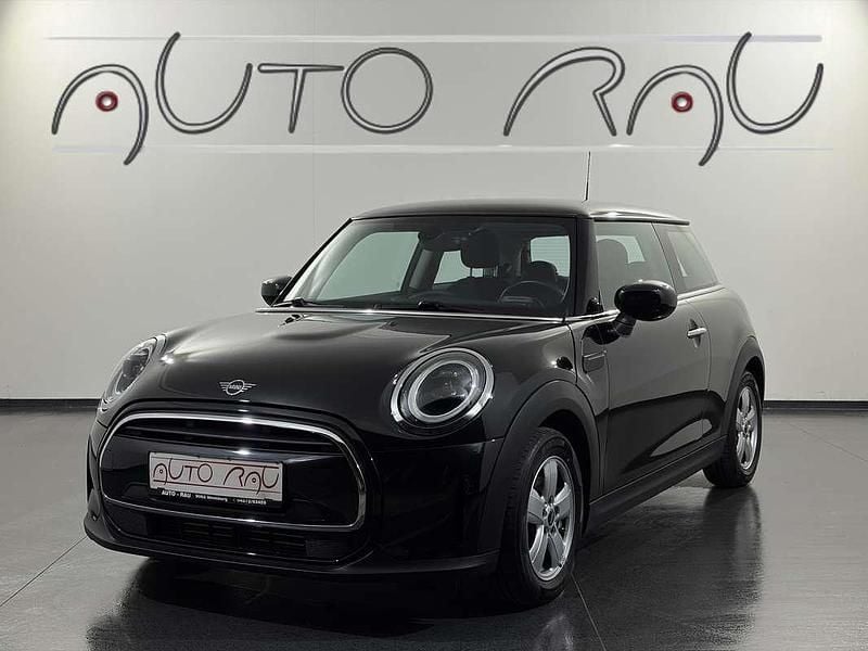 Gebraucht Mini Cooper Essential 136 PS (100 kW) 2022 Schwarz Kleinwagen