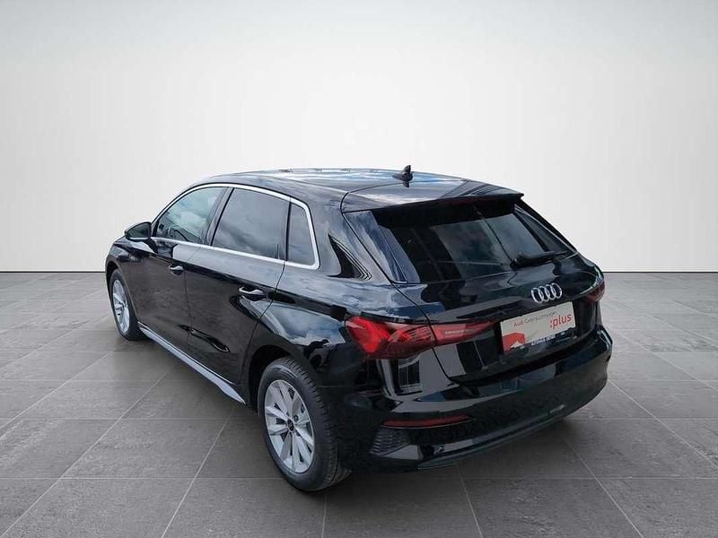 Gebraucht Audi A3 Ambiente 116 PS (85 kW) 2024 Schwarz  normal Limousine