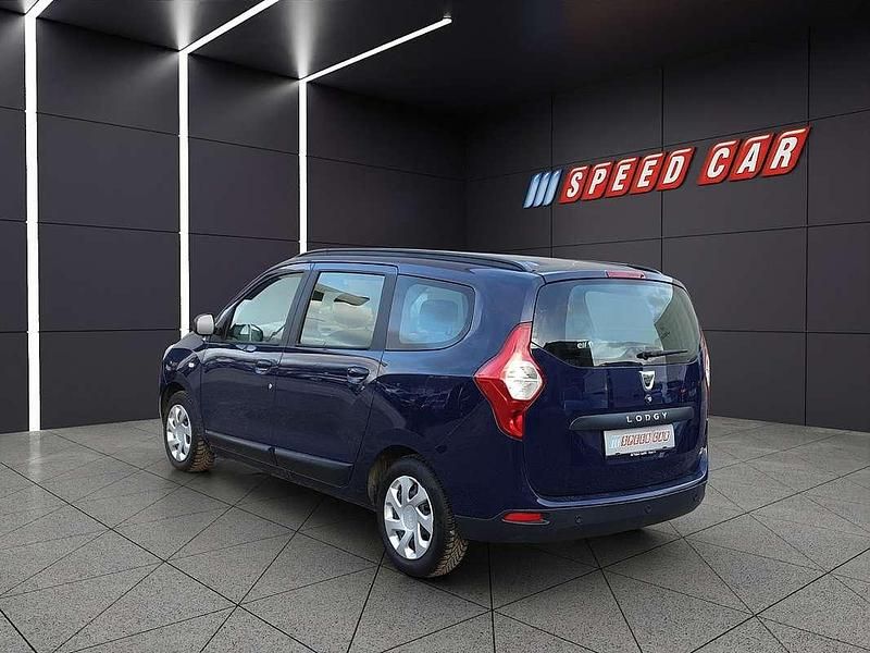Blau Gebraucht 2017 Dacia Lodgy Van / Kleinbus | € 8.999 (Fairer Preis) - Bild 1/4